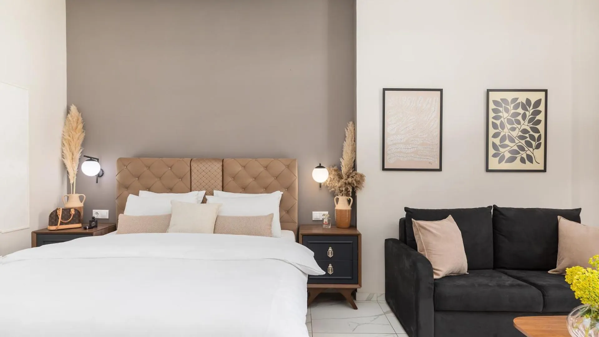 Black Onyx Comfort Suites - Timeless Design In A Heritage Building Thessaloniki 0*,  Greece