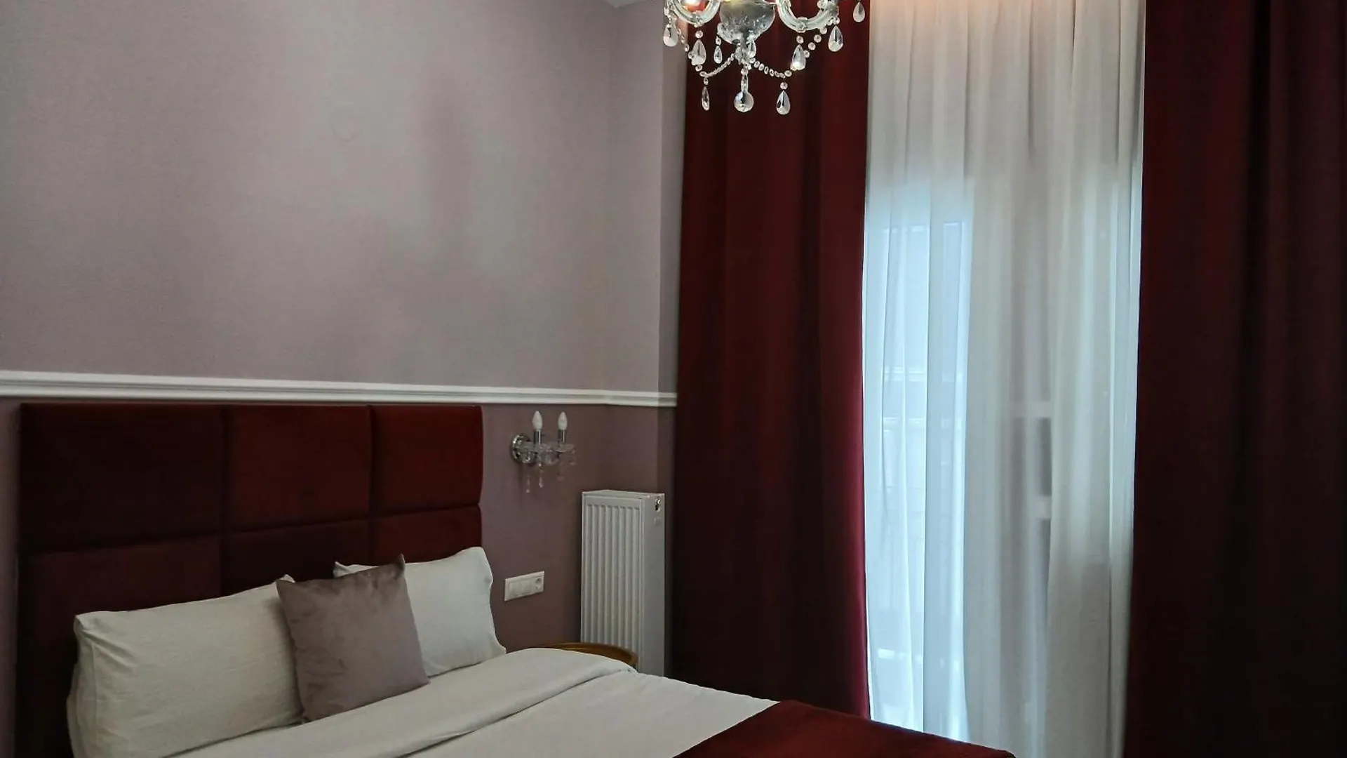 Black Onyx Comfort Suites - Timeless Design In A Heritage Building Thessaloniki
