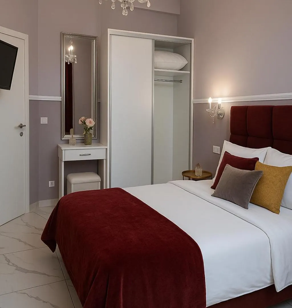 Black Onyx Comfort Suites - Timeless Design In A Heritage Building Thessaloniki Apartment